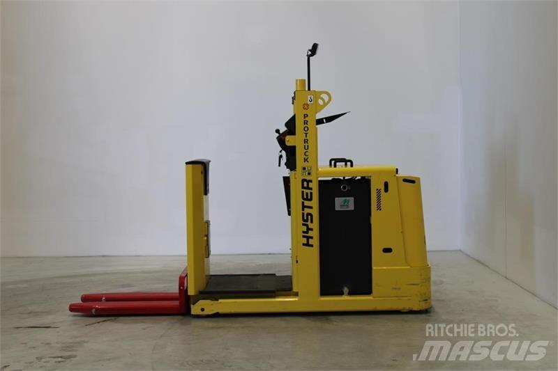 Hyster K1.0L Περονοφόρο ανυψωτικό συλλογής παραγγελιών μικρού ύψους