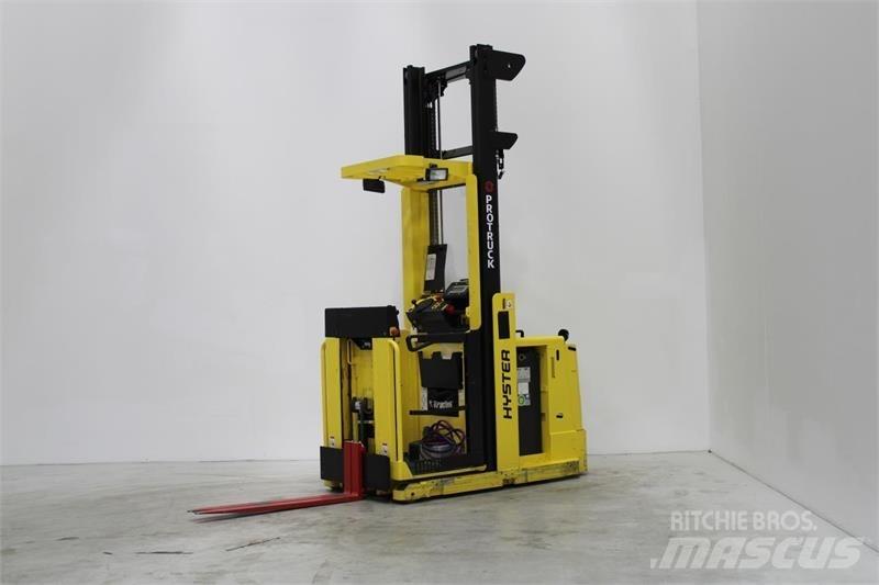 Hyster K1.0L Περονοφόρο ανυψωτικό συλλογής παραγγελιών μικρού ύψους