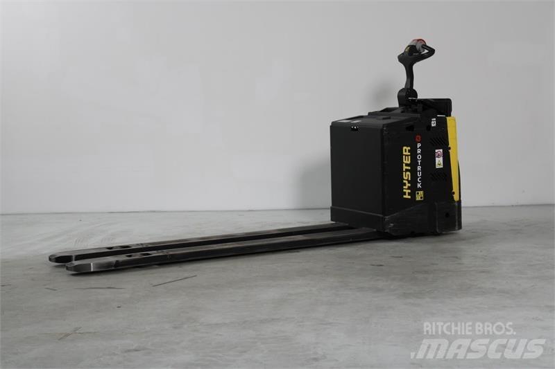 Hyster P2.0S Χειροκίνητο περονοφόρο ανυψωτικό με πλατφόρμα