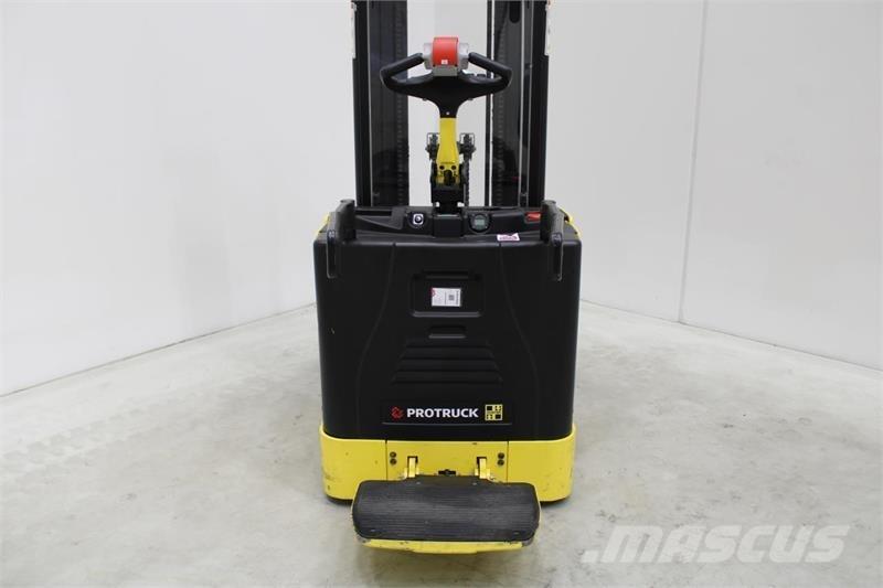 Hyster P2.0S Χειροκίνητο περονοφόρο ανυψωτικό με πλατφόρμα