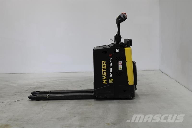 Hyster P2.0S Χειροκίνητο περονοφόρο ανυψωτικό με πλατφόρμα