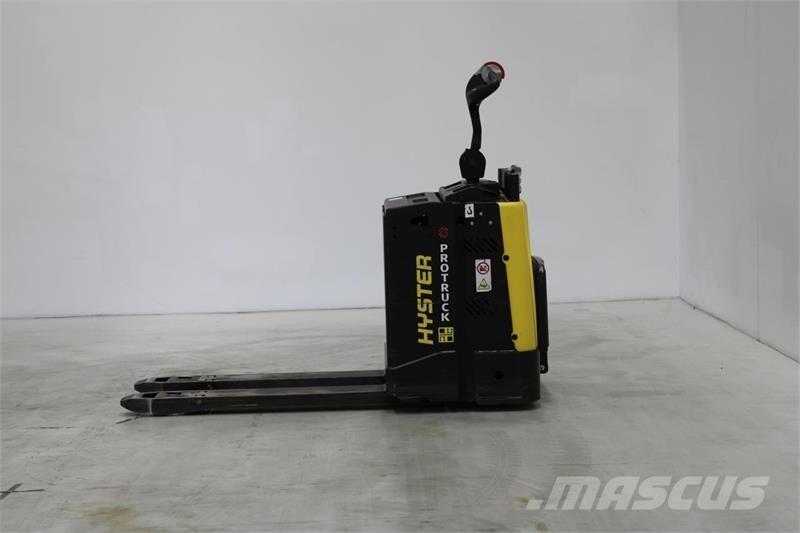 Hyster P2.0S Χειροκίνητο περονοφόρο ανυψωτικό με πλατφόρμα