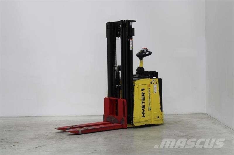 Hyster P2.0S Χειροκίνητο περονοφόρο ανυψωτικό με πλατφόρμα