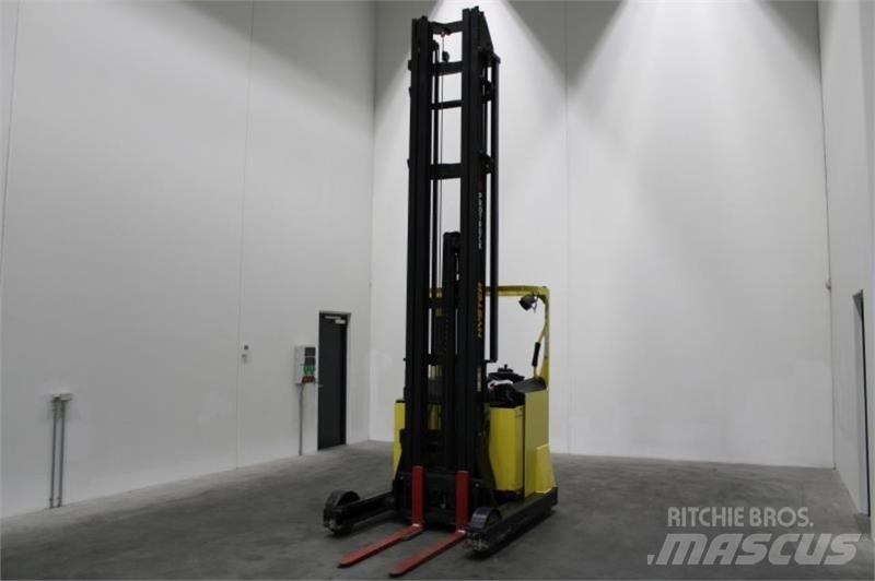 Hyster R2.0 Ανυψωτικά στενών δρόμων