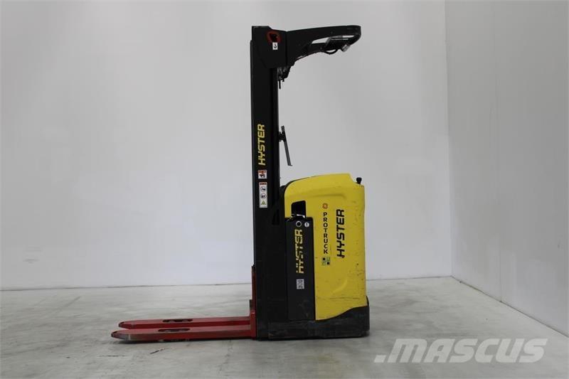 Hyster RS1.6 Ηλεκτρικά παλετοφόρα με ιστό