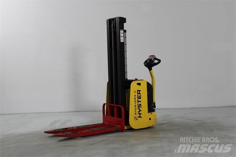Hyster S1.0E Ηλεκτρικά παλετοφόρα με ιστό