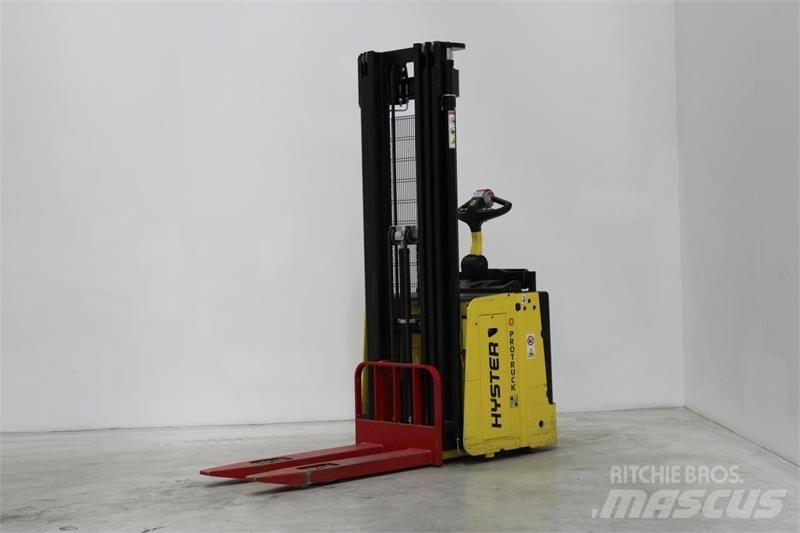 Hyster S1.5S Ηλεκτρικά παλετοφόρα με ιστό