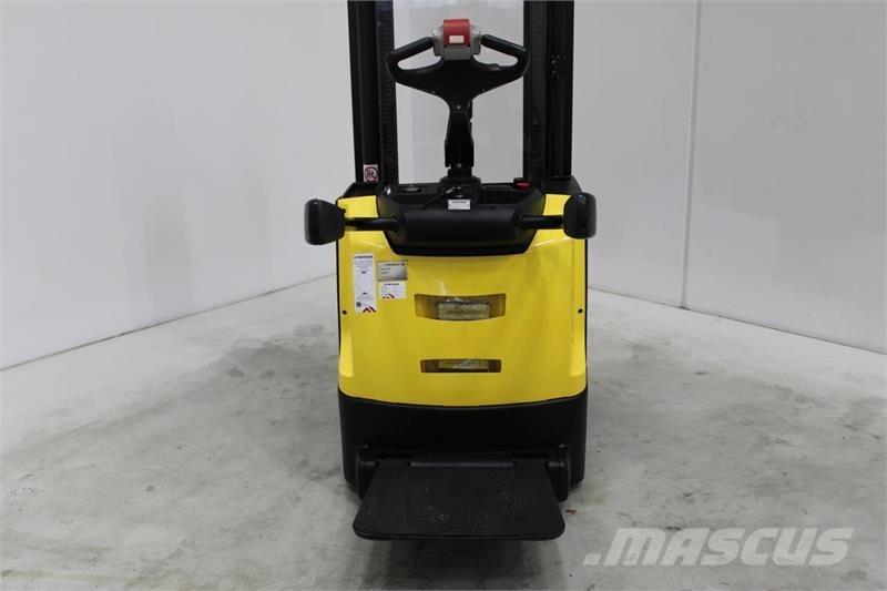 Hyster S1.6S Ηλεκτρικά παλετοφόρα με ιστό