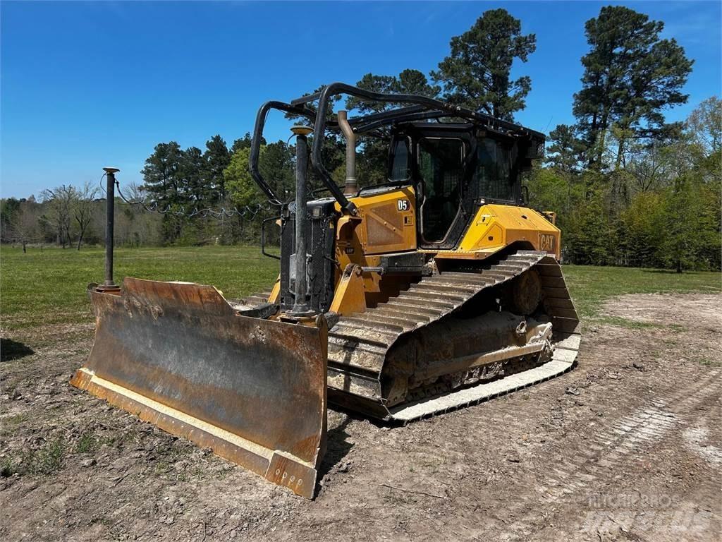 CAT D5 Μπουλντόζες με ερπύστριες
