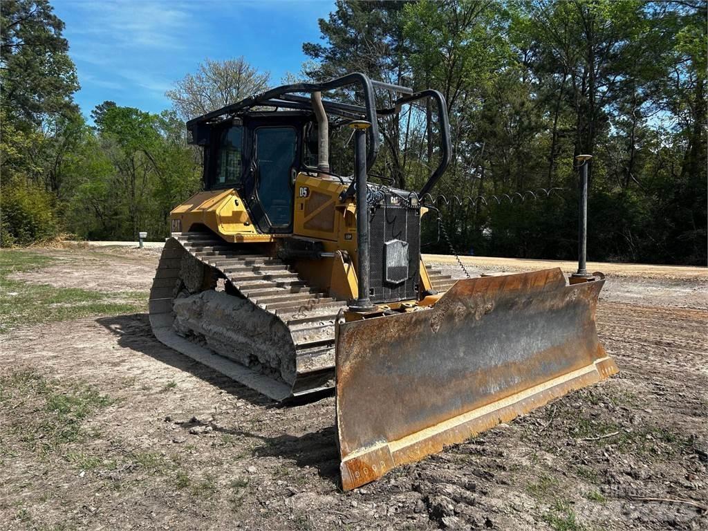 CAT D5 Μπουλντόζες με ερπύστριες