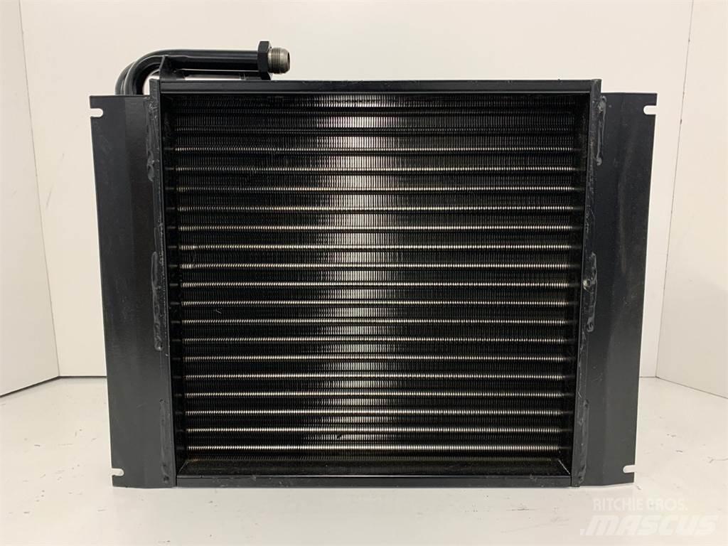 CASE 40XT Καλοριφέρ