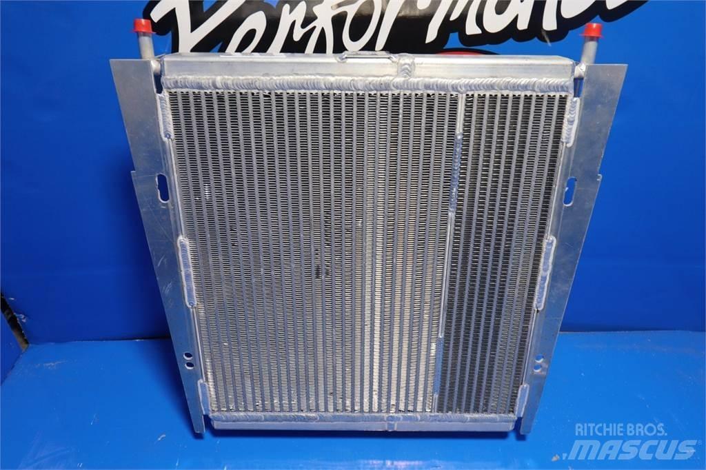 CASE 580L Καλοριφέρ