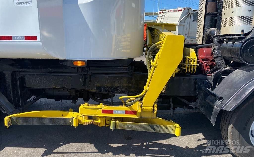 Mack LEU613 Απορριμματοφόρα