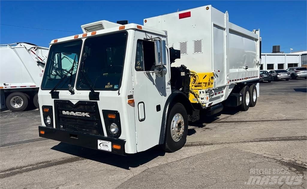 Mack LEU613 Απορριμματοφόρα