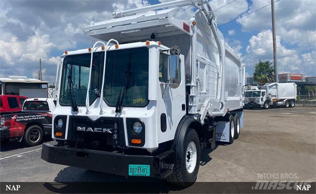 Mack LEU613 Απορριμματοφόρα