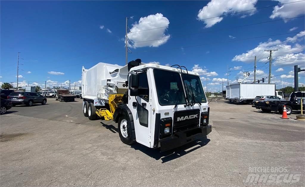 Mack LR613 Απορριμματοφόρα