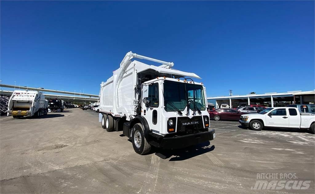 Mack MRU613 Απορριμματοφόρα