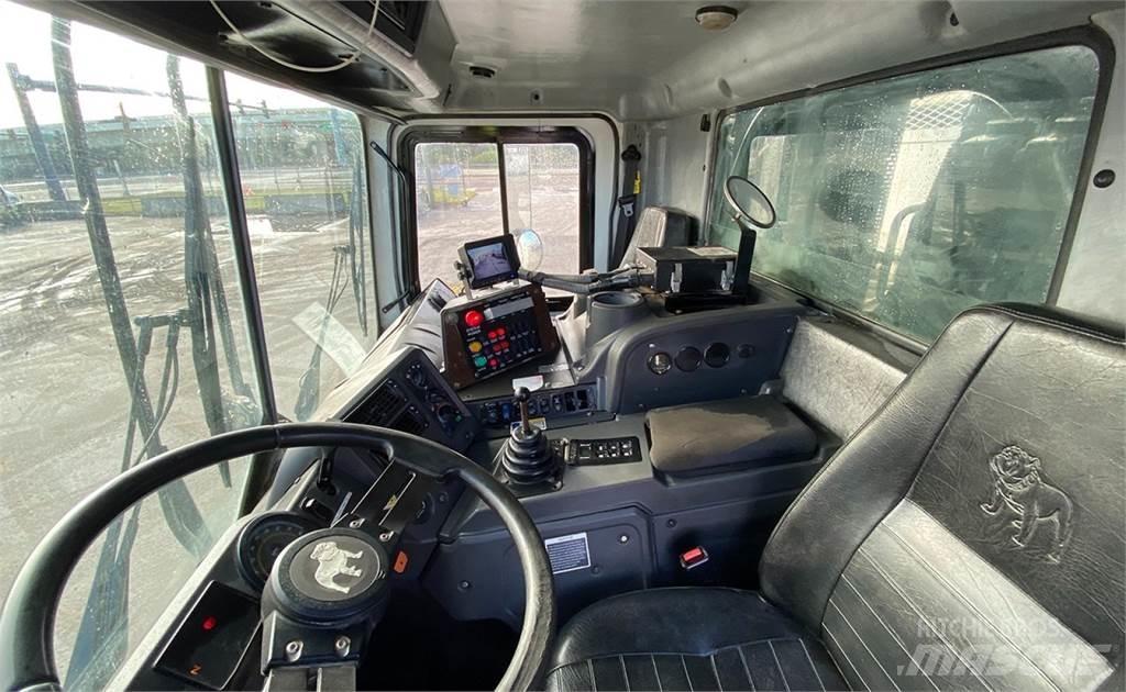 Mack MRU613 Απορριμματοφόρα