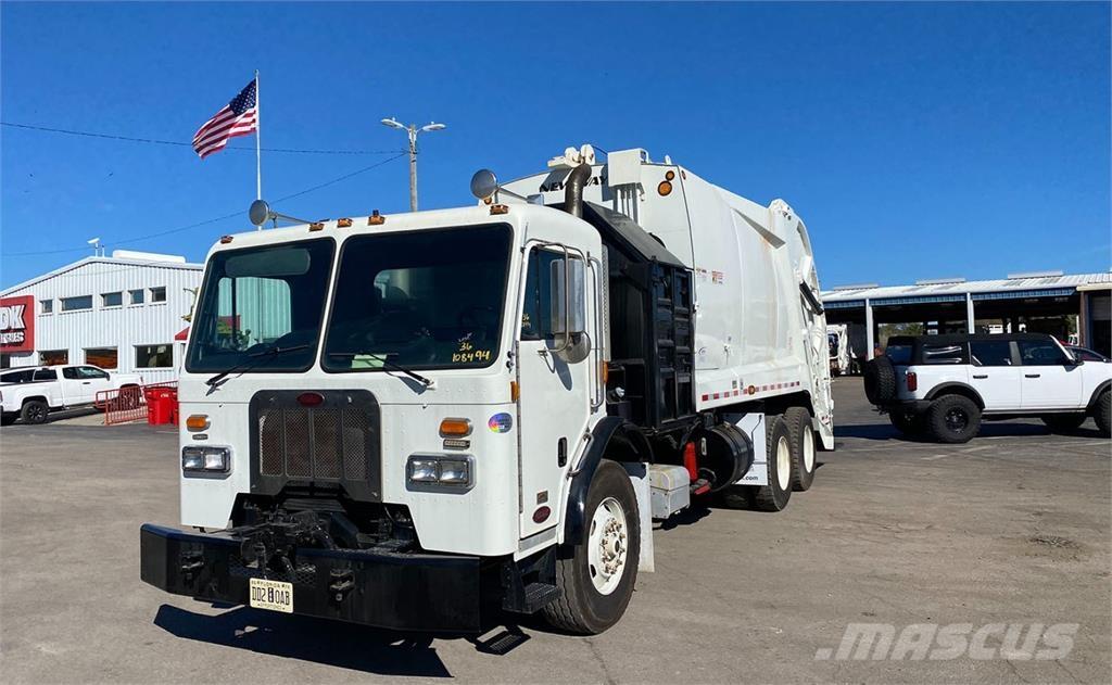 Peterbilt 320 Απορριμματοφόρα