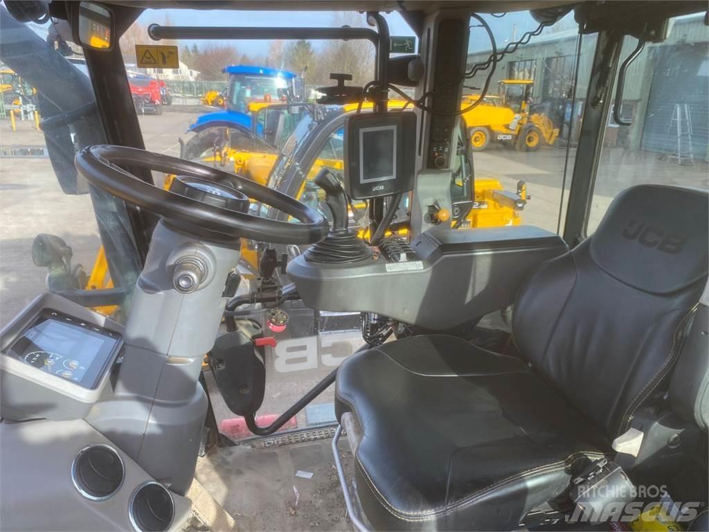 JCB 4220 Τρακτέρ