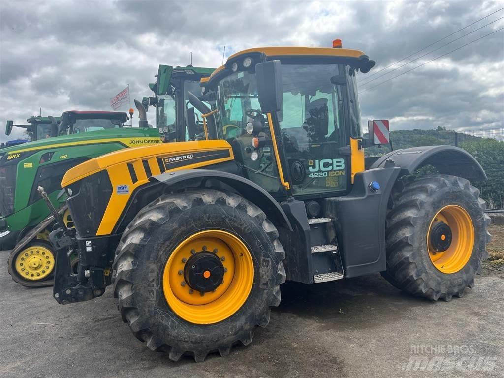 JCB 4220 Άλλα μηχανήματα κτηνοτροφίας και εξαρτήματα