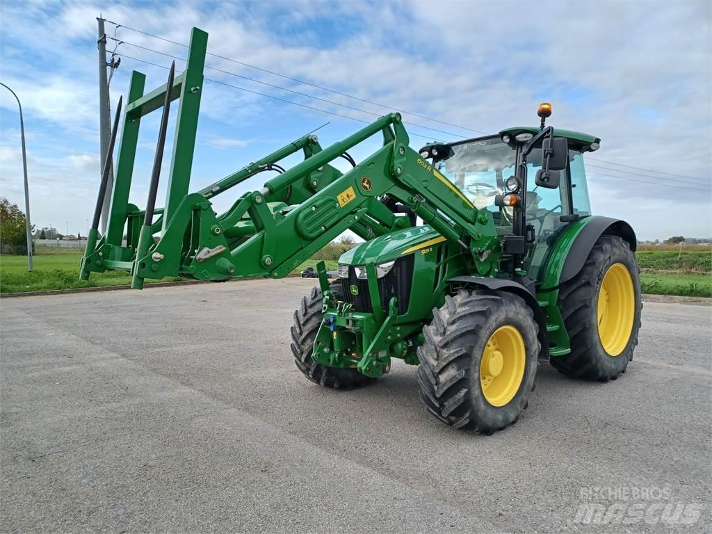 John Deere 5125R Τρακτέρ