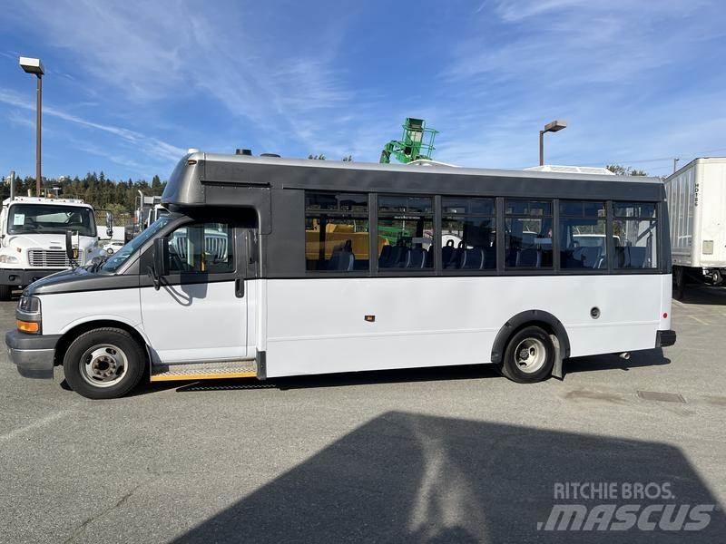 Chevrolet Express Μίνι λεωφορεία