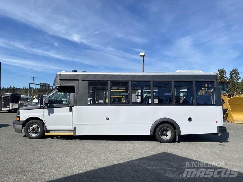 Chevrolet Express Μίνι λεωφορεία