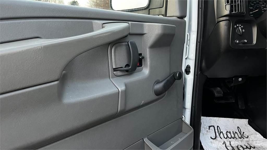 Chevrolet Express Κλούβες με συρόμενες πόρτες