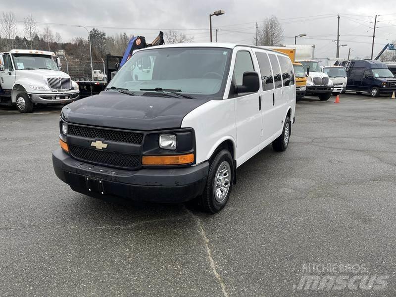 Chevrolet Express Κλούβες με συρόμενες πόρτες