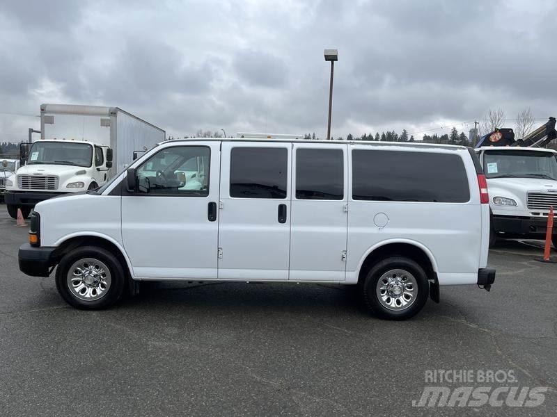 Chevrolet Express Κλούβες με συρόμενες πόρτες