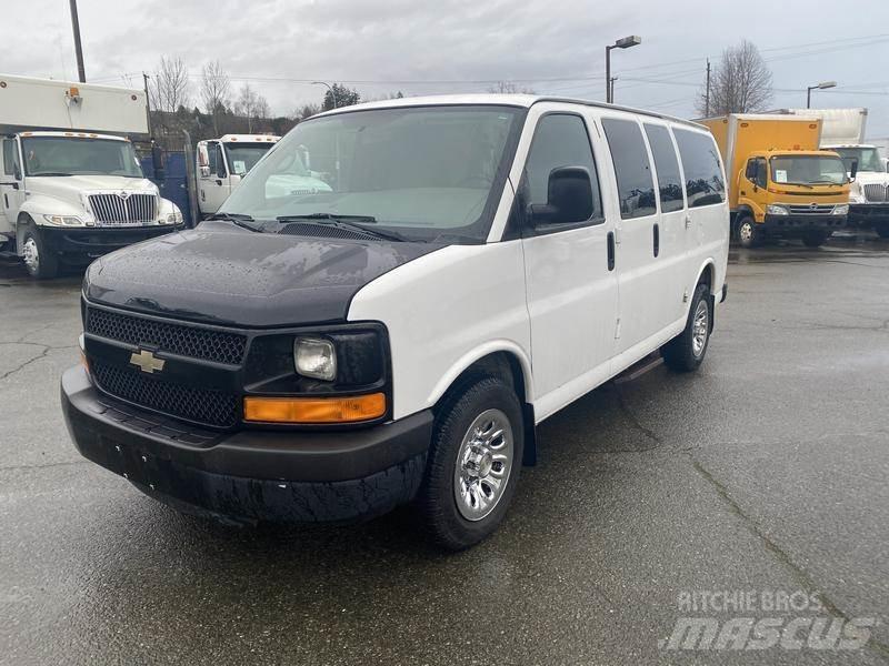 Chevrolet Express Κλούβες με συρόμενες πόρτες