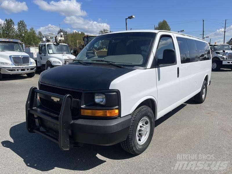 Chevrolet Express Κλούβες με συρόμενες πόρτες