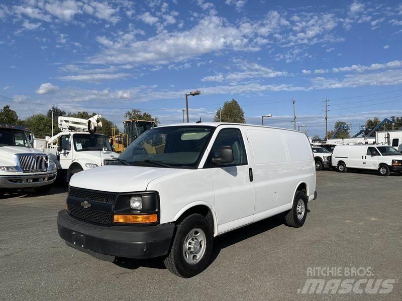 Chevrolet Express Κλούβες με συρόμενες πόρτες
