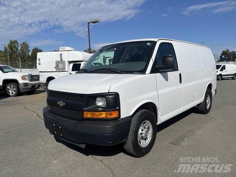 Chevrolet Express Κλούβες με συρόμενες πόρτες