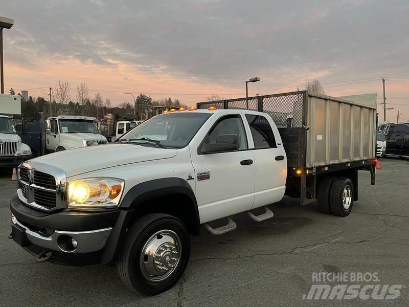 Dodge Ram 5500 Φορτηγά Kαρότσα με ανοιγόμενα πλαϊνά