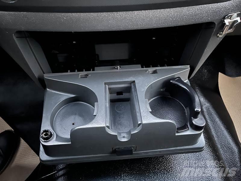 Dodge Ram 5500 Φορτηγά Kαρότσα με ανοιγόμενα πλαϊνά