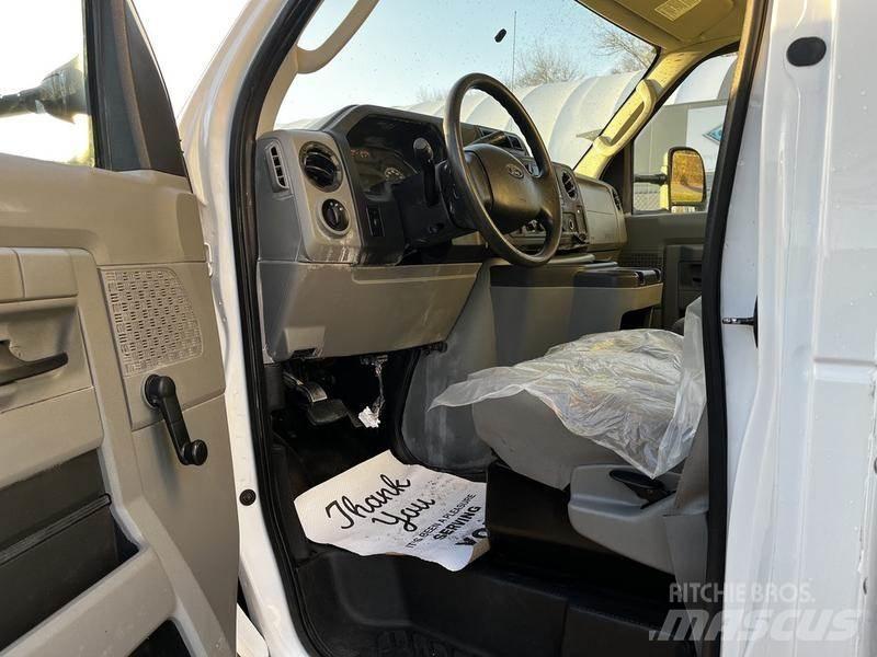 Ford Econoline Κλούβες με συρόμενες πόρτες