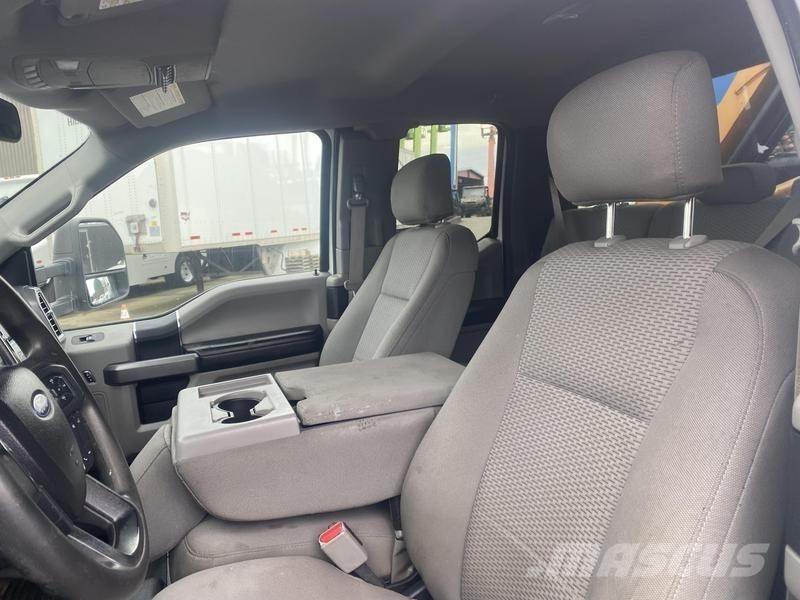 Ford F-550 Φορτηγά με Γερανό