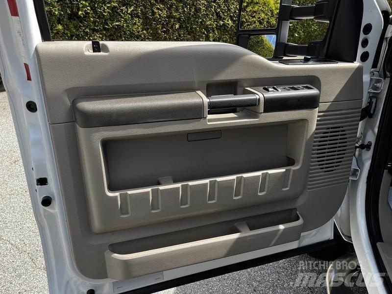 Ford F-550 Δημοτικά οχήματα/Οχήματα γενικής χρήσης