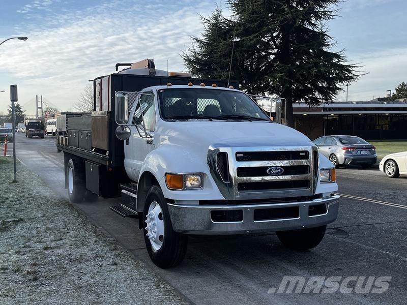Ford F-750 Φορτηγά Kαρότσα με ανοιγόμενα πλαϊνά