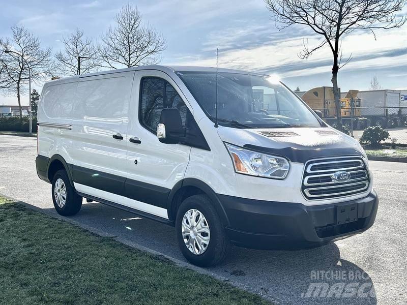Ford Transit Κλούβες με συρόμενες πόρτες