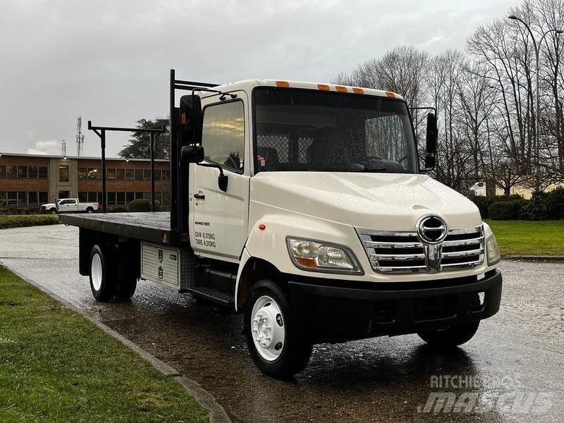 Hino 155 Φορτηγά Kαρότσα με ανοιγόμενα πλαϊνά