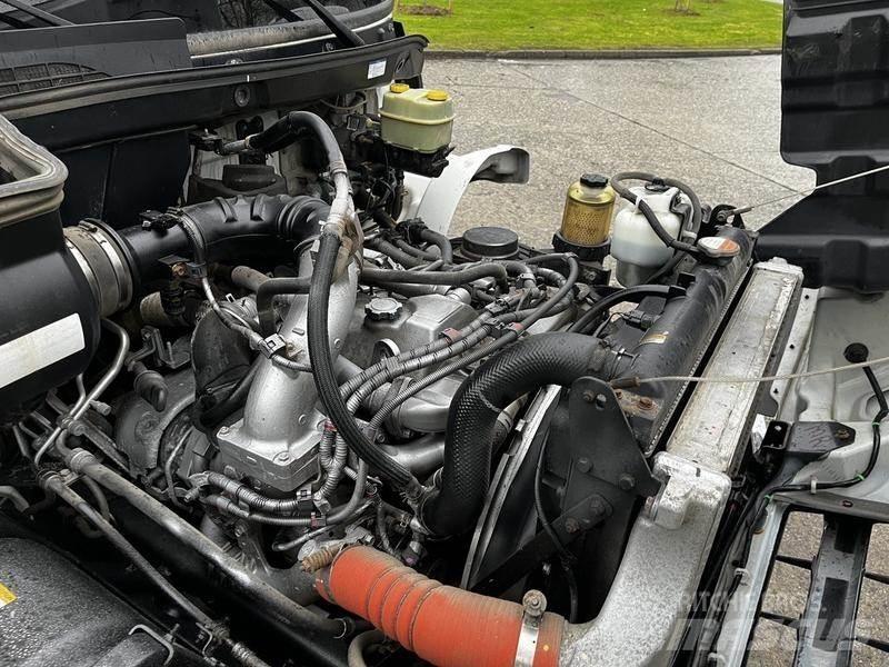Hino 338 Κλούβες με συρόμενες πόρτες