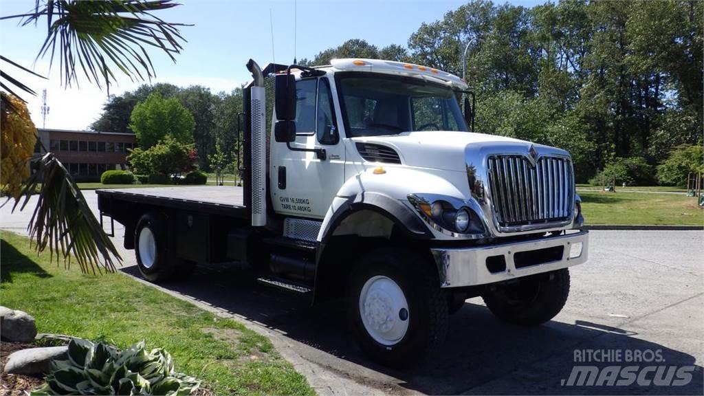 International 7400 Φορτηγά Kαρότσα με ανοιγόμενα πλαϊνά