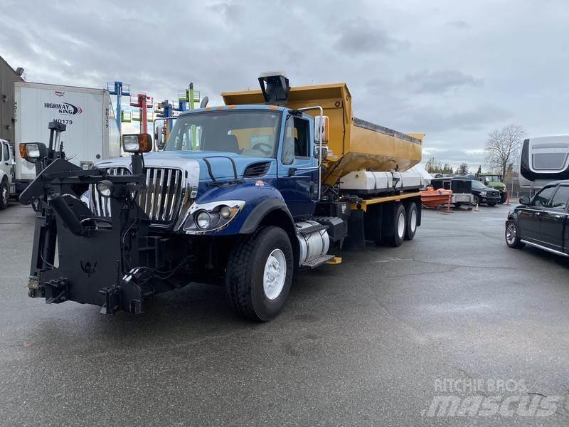 International 7400 Εκχιονιστήρες και χιονοδιώχτες