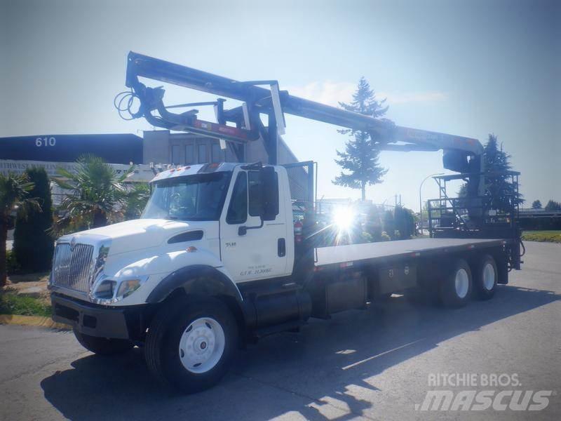 International 7500 Φορτηγά με Γερανό