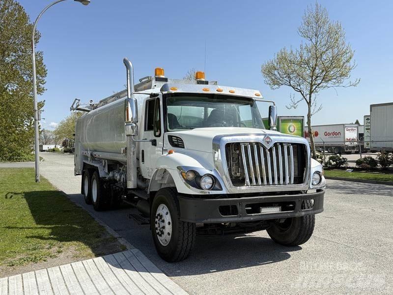 International 7500 Βυτιοφόρα φορτηγά