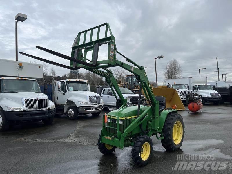 John Deere 790 Τρακτέρ