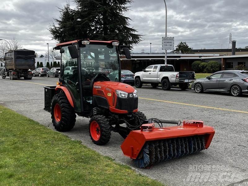 Kubota B2650 Φορτηγά σκούπες